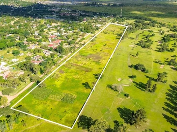 Commercial & Industrial Land