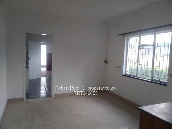 3 bed commercial / residential property in Mabelreign