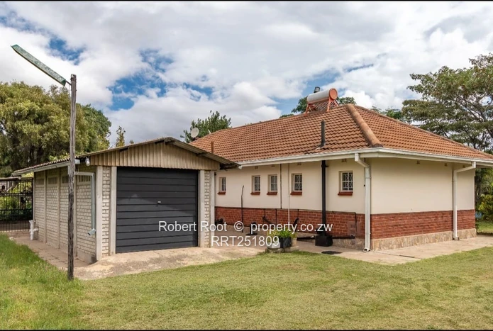  Prime 1-Acre Parktown Property with Separate Cottage