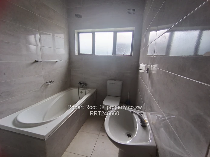 3 bed cluster home in Greystone Park
