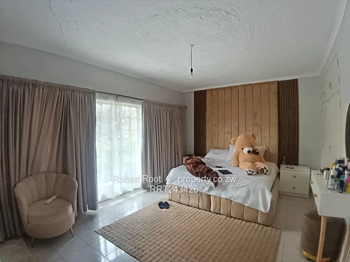 2 Bed Garden Flat in the Avenues