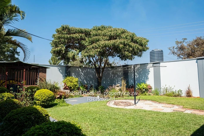 Exceptional 5-bedroom Family Home for Sale| Rockview