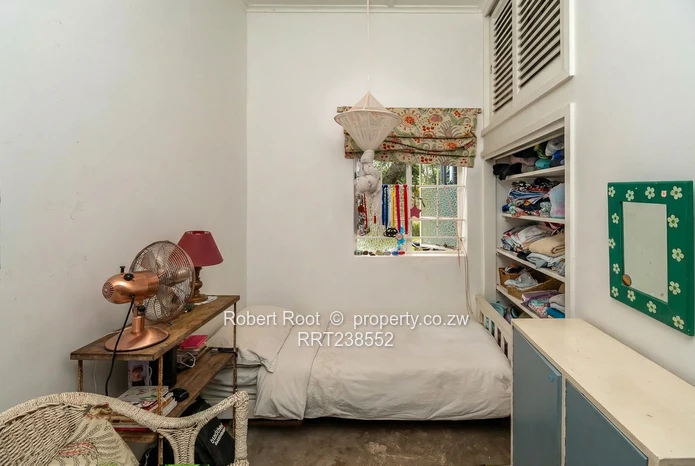 Tranquil Garden Living - 10,430 Sqm In Umwinsidale