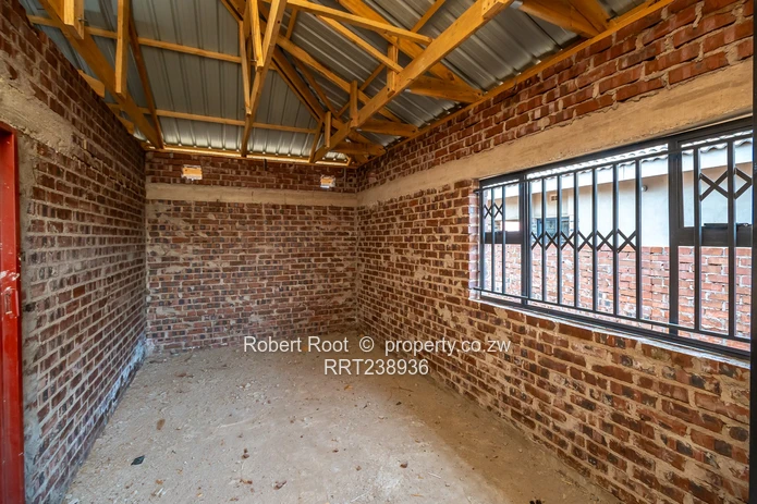 Incomplete House for sale (Sole Mandate)