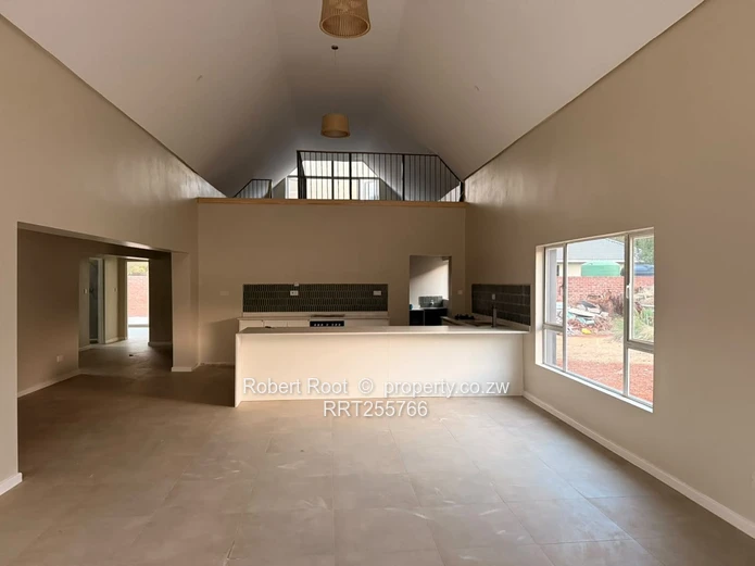 Lovely 4 bed cluster with upstairs loft!