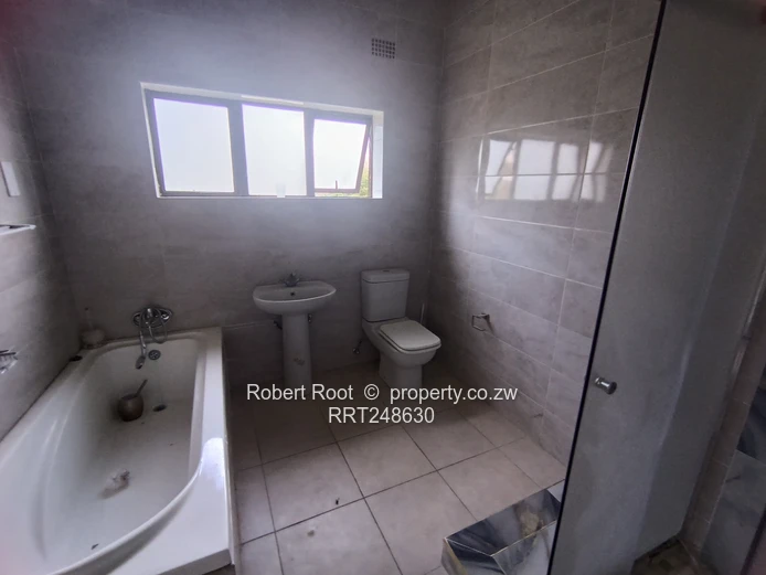 3 bed complex home in Greystone Park
