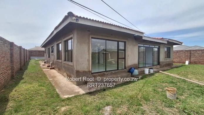 Haydon Park 4 Bed House For Sale