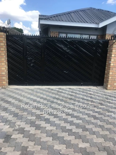 3 bedroomed House To Rent In Glen Norah