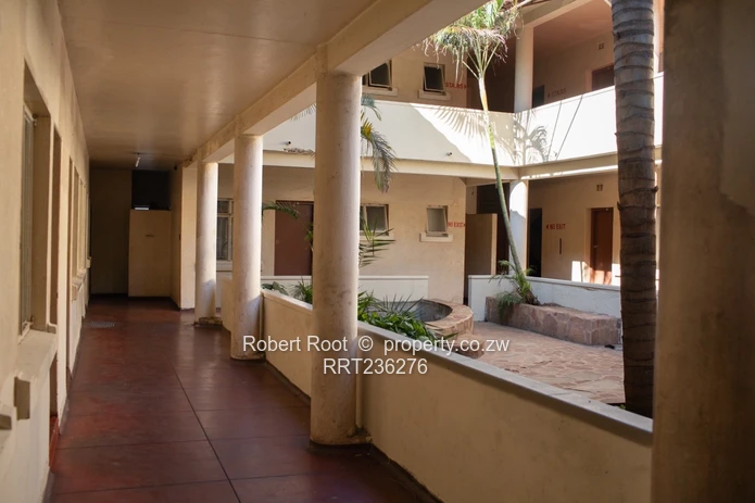 Berkeley Place Backpackers | Bulawayo Cbd (Sole Mandate)