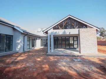 4 Bedroom House