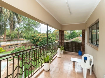 3 Bedroom Garden Flat