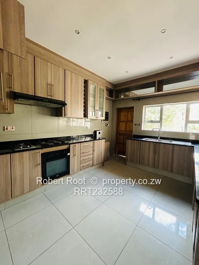 3 Bedroom Apartment To Rent In Helensvale 