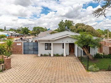 3 Bedroom Townhouse Complex