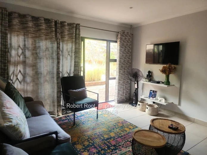 Spacious Family Home with Additional Accommodation For Rent in Chisipite