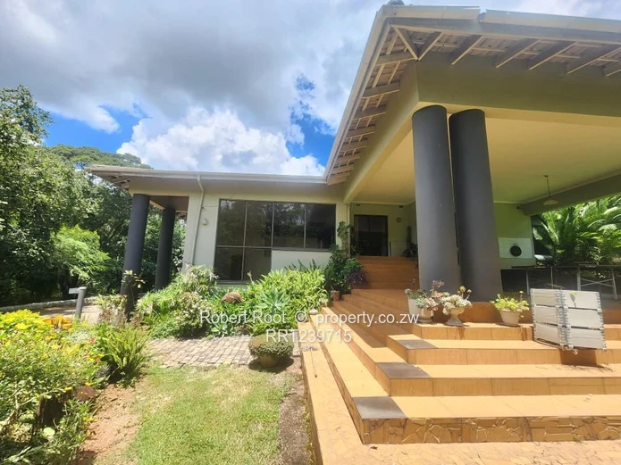 Stylish 4 Bedroom house to Rent In Helensvale