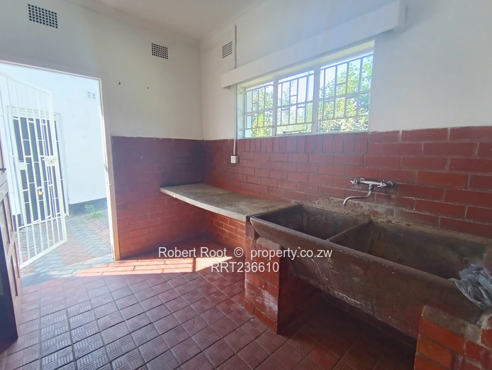 3 bed home in Mabelreign