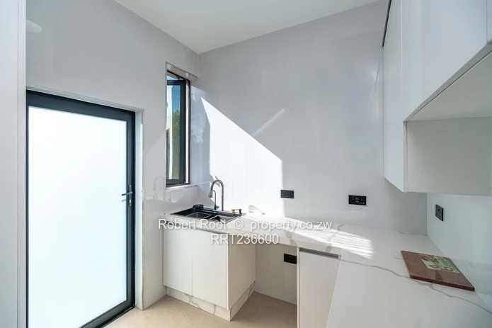 4 bed cluster home in Mount Pleasant