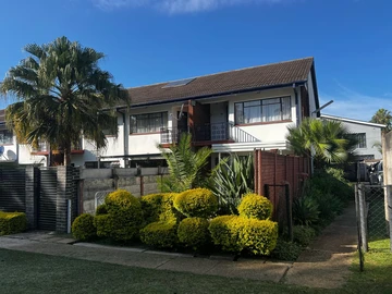 Great Investment Opportunity In Avondale !
