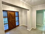 9 Bedroom House