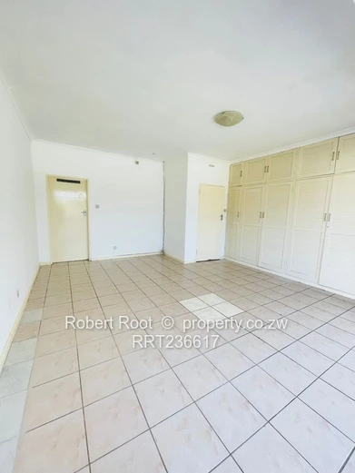 4 bed family home in Greystone Park