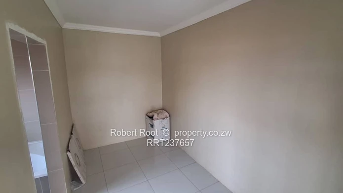 Haydon Park 4 Bed House For Sale