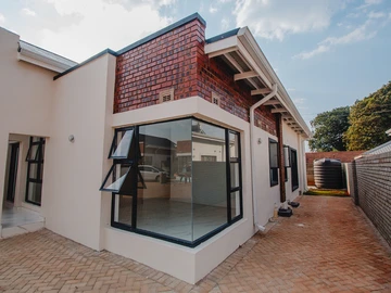 2 Unit Townhouse Complex