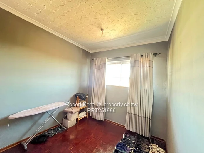 2 Bed Flat To Rent In The Avenues