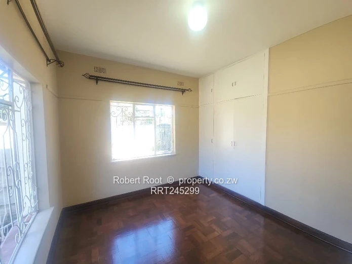 Well Maintained 2 Bedroom Flat To Rent In Avondale