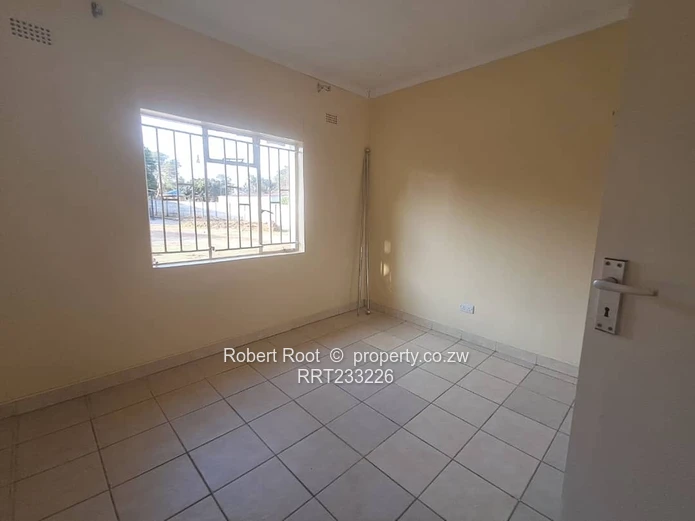 Spacious 4 bed family home in New Marlbrough