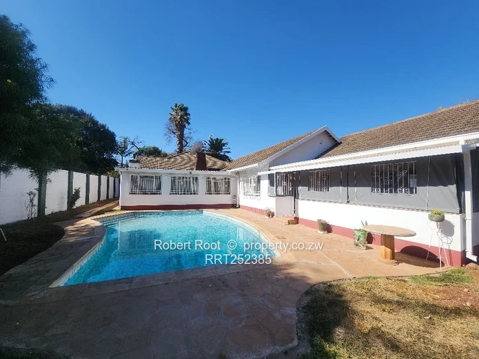 Fully Furnished Bedsitter to Rent  – Alex Park