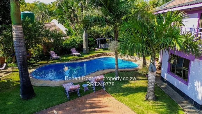 Exceptional fully furnished BNB in Hillside (Sole Mandate)