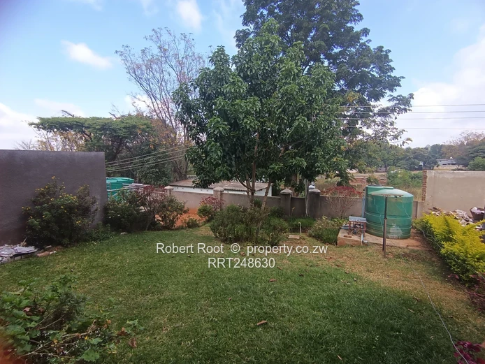 3 bed complex home in Greystone Park