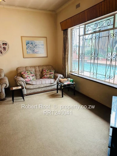 Well-Located Spacious Home Suitable for Office or as a spacious family home  (Sole Mandate)