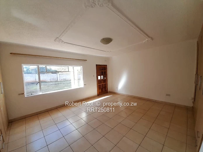 4 bedroom Apartment to Rent in Philadelphia.