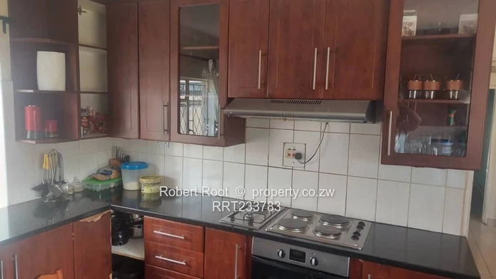 Family home awaits you! (Sole Mandate)