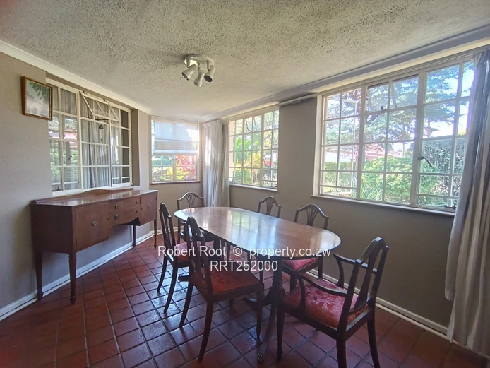 2 bed complex cottage in Greendale