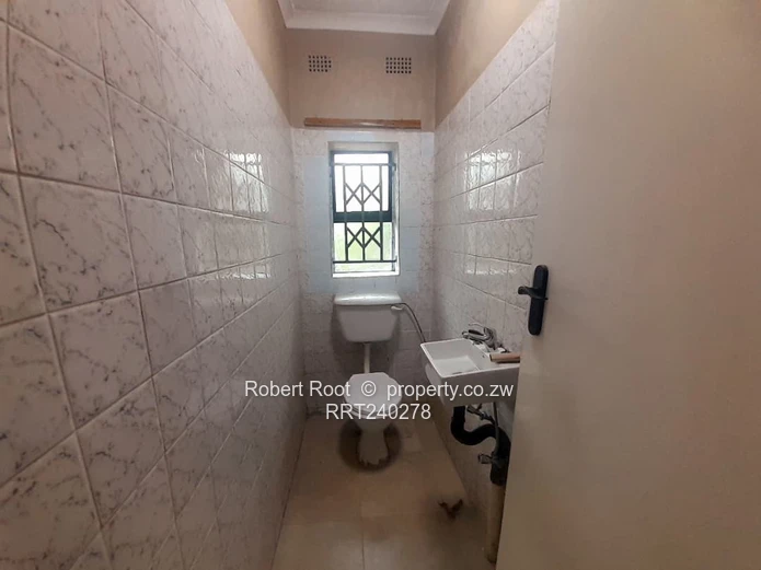 4 Bedroom House to rent in Cranborne.