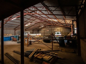 Warehouse & Factory