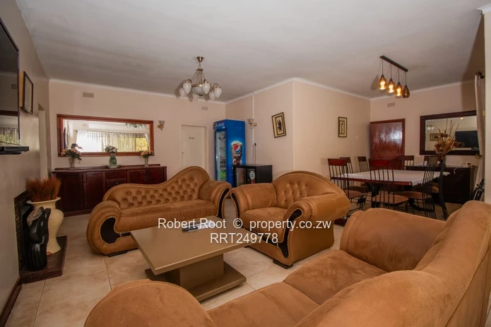 Exceptional fully furnished BNB in Hillside (Sole Mandate)