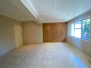 2 Bedroom Garden Flat