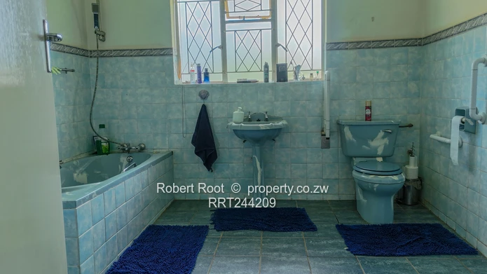 Peaceful Family Home on 4,217sqm | Mt Pleasant (Just off Harare Drive)