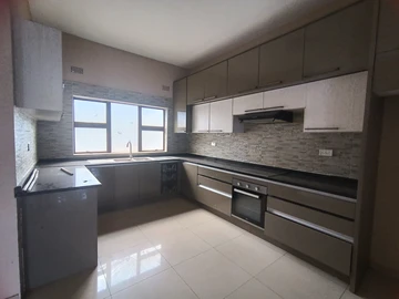 3 Bedroom Garden Flat