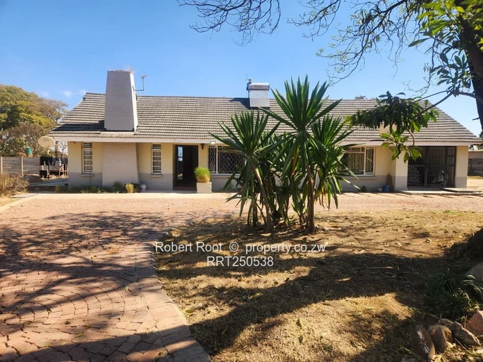 Lovely family home in Waterfalls for sale