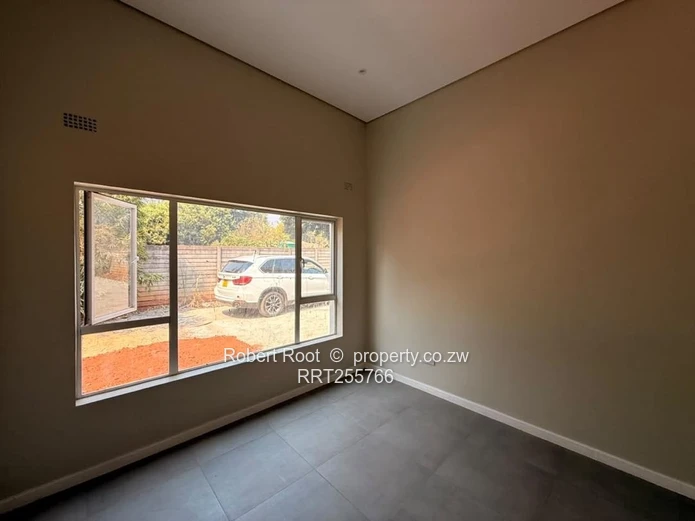 Lovely 4 bed cluster with upstairs loft!