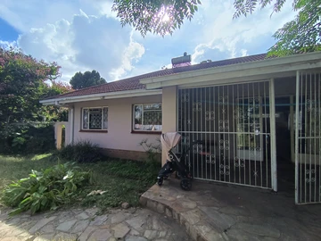 Family home in Sunridge