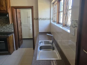 8 Bedroom House