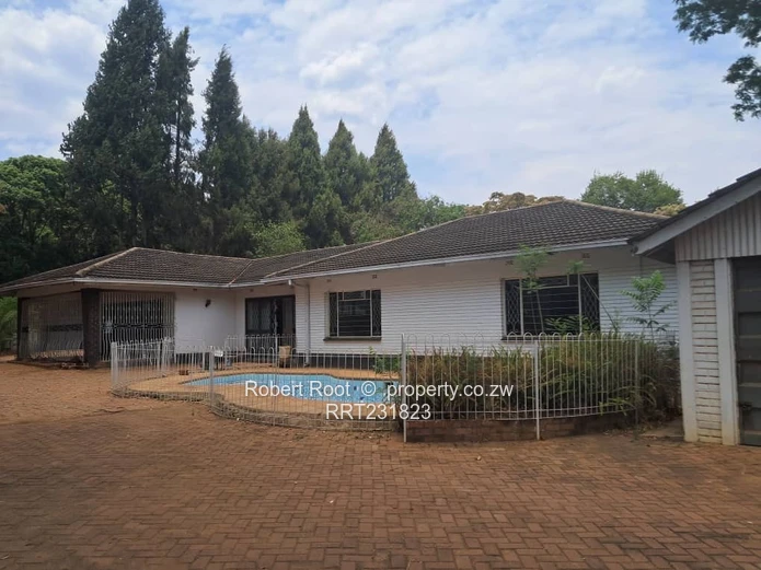 Neat 4 bed home in Borrowdale