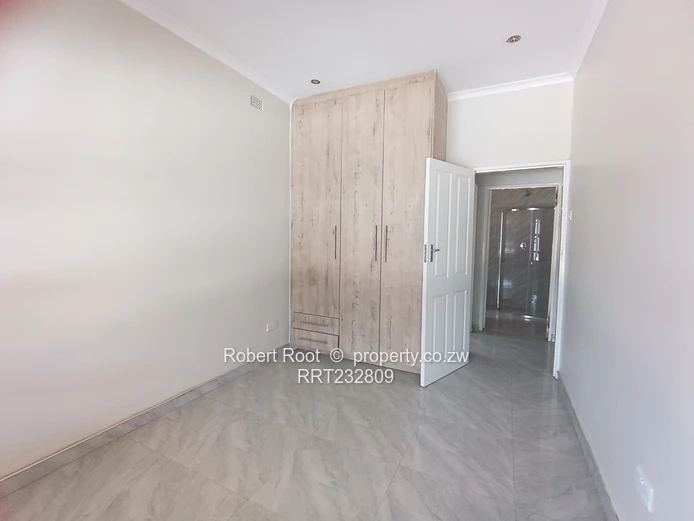 3 Bedroom Garden Flat To Rent In Avondale West