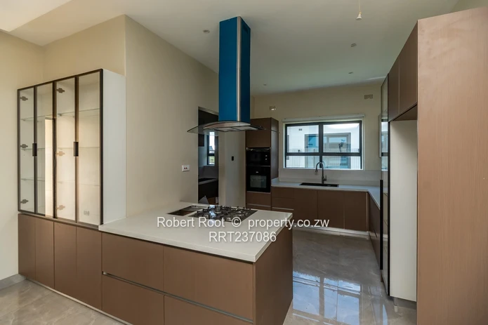 Ultra modern 4 bed family cluster in Fairview Westgate 