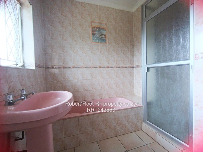 2 bed cottage in Carrick Creagh